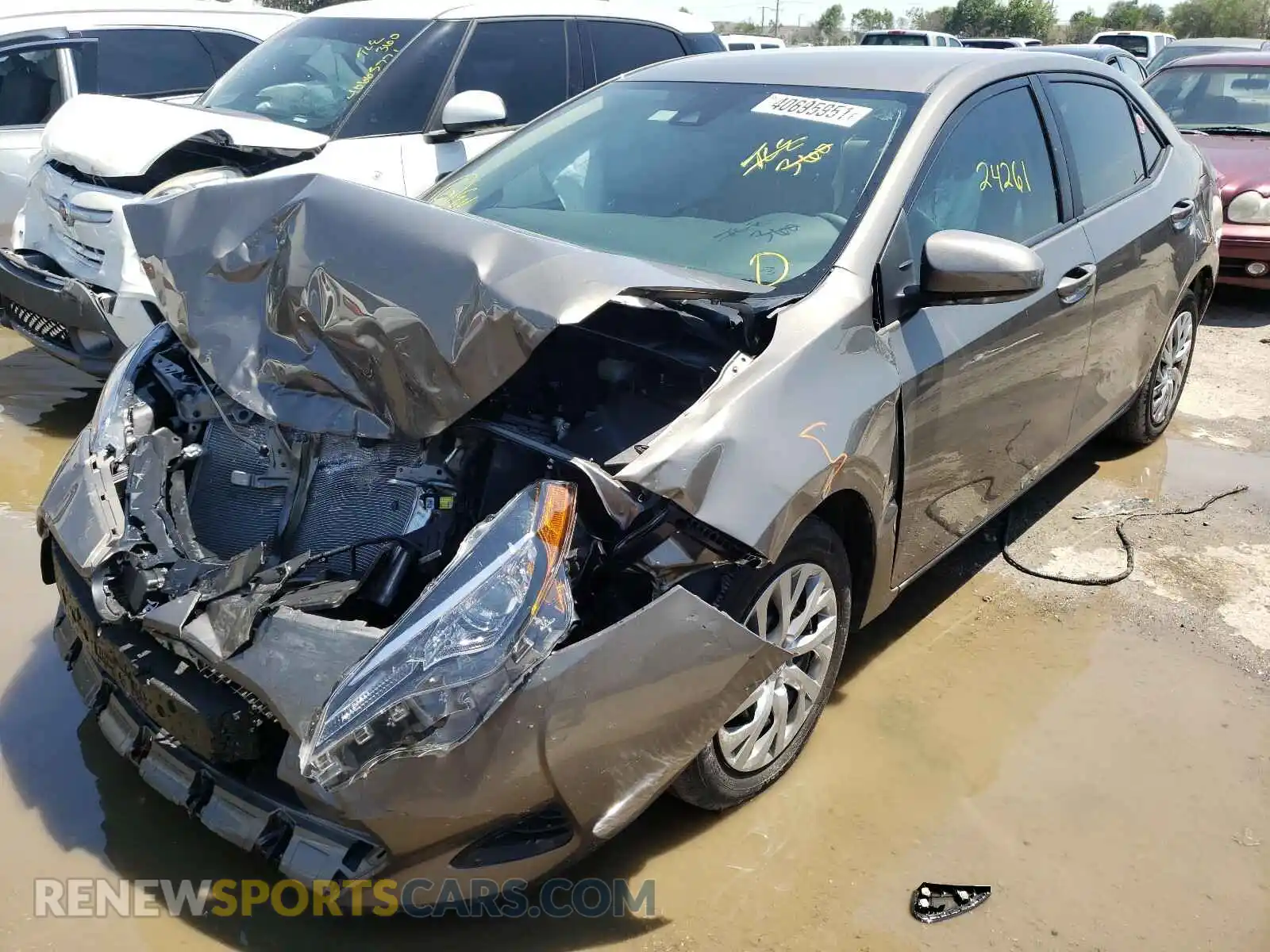 2 Photograph of a damaged car 2T1BURHE2KC183492 TOYOTA COROLLA 2019