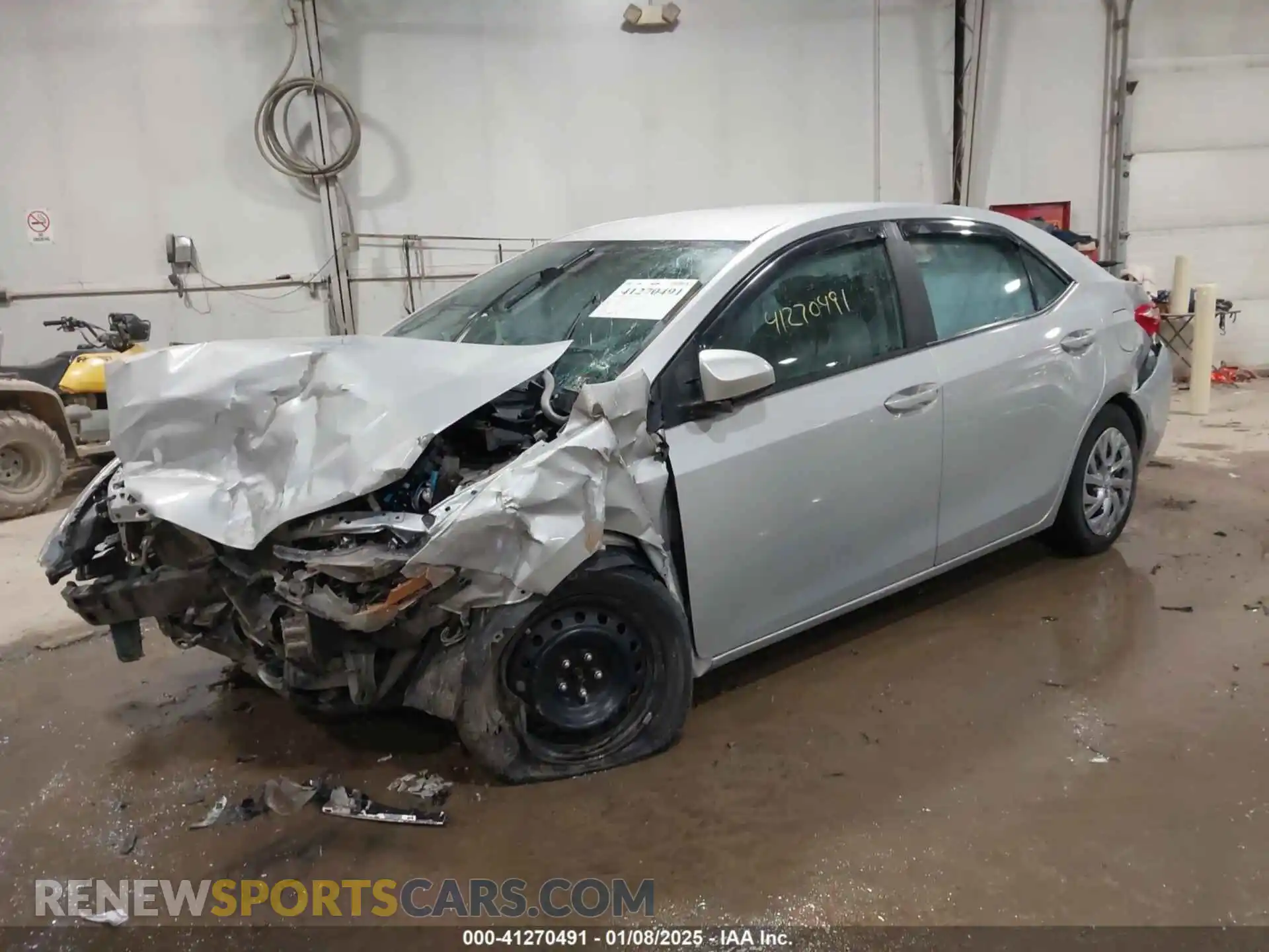 2 Photograph of a damaged car 2T1BURHE2KC189972 TOYOTA COROLLA 2019