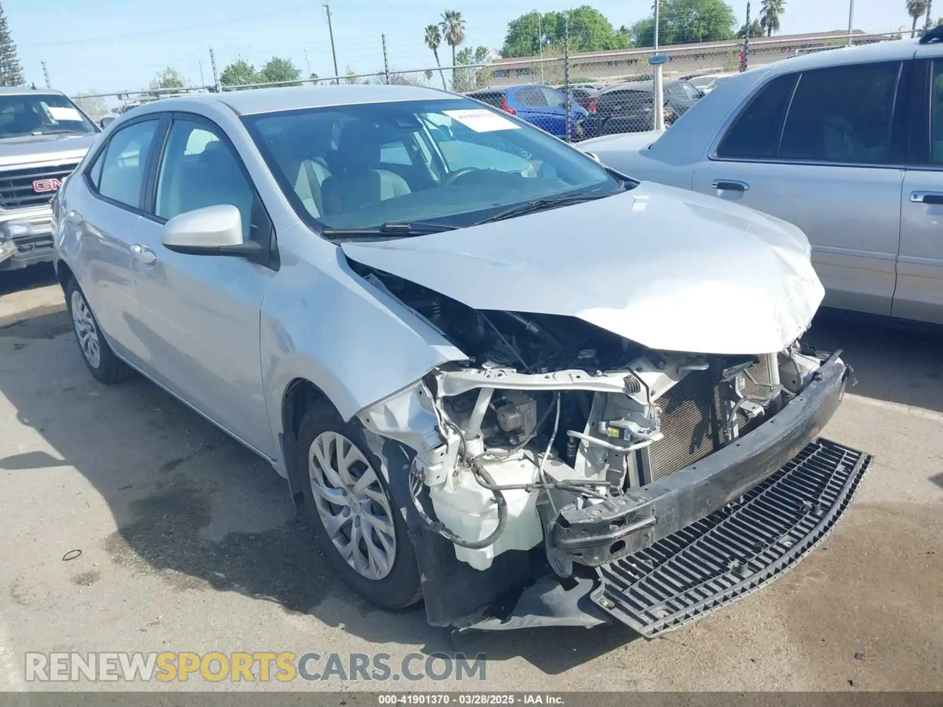 1 Photograph of a damaged car 2T1BURHE2KC190975 TOYOTA COROLLA 2019
