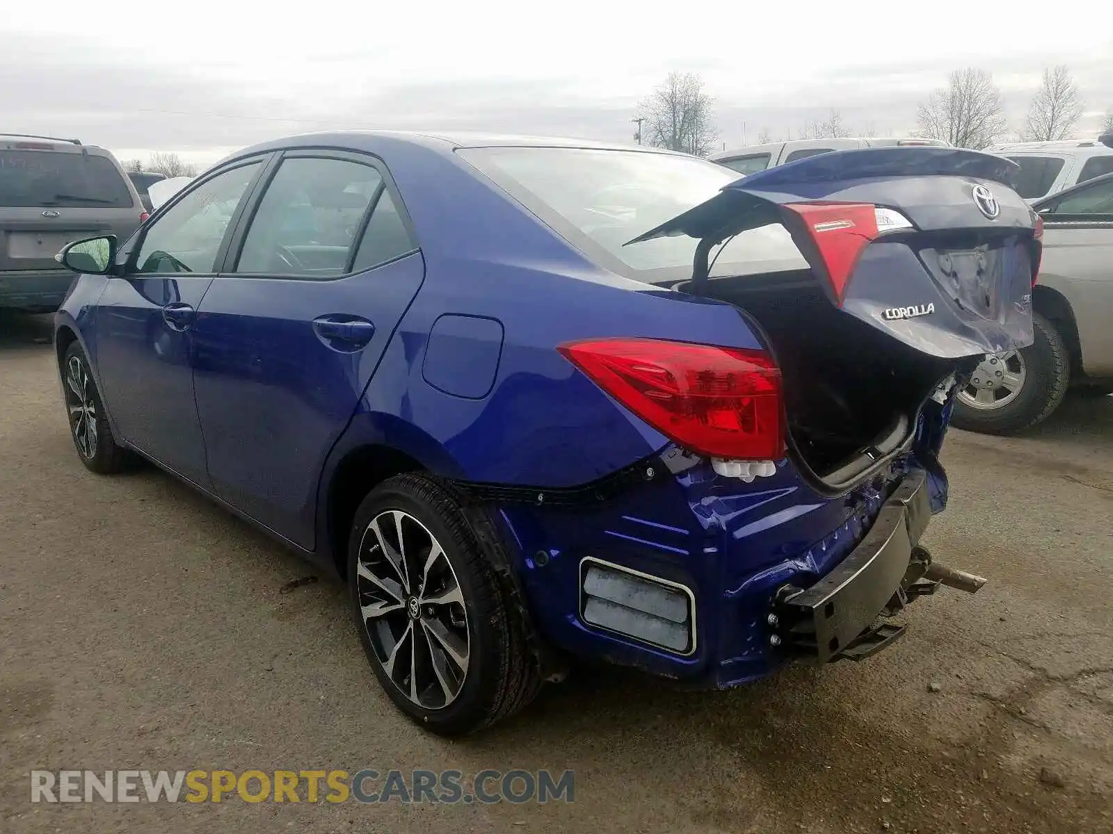 3 Photograph of a damaged car 2T1BURHE2KC192371 TOYOTA COROLLA 2019