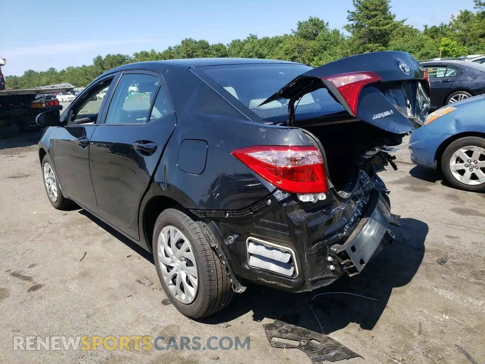 3 Photograph of a damaged car 2T1BURHE2KC199496 TOYOTA COROLLA 2019