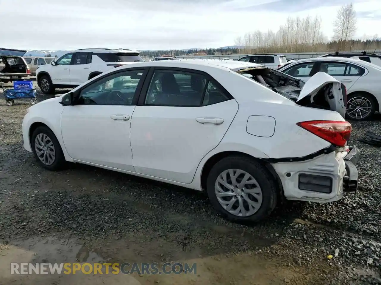 2 Photograph of a damaged car 2T1BURHE2KC203496 TOYOTA COROLLA 2019