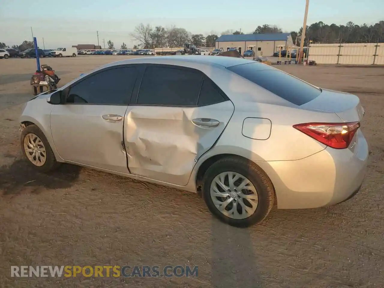 2 Photograph of a damaged car 2T1BURHE2KC203935 TOYOTA COROLLA 2019