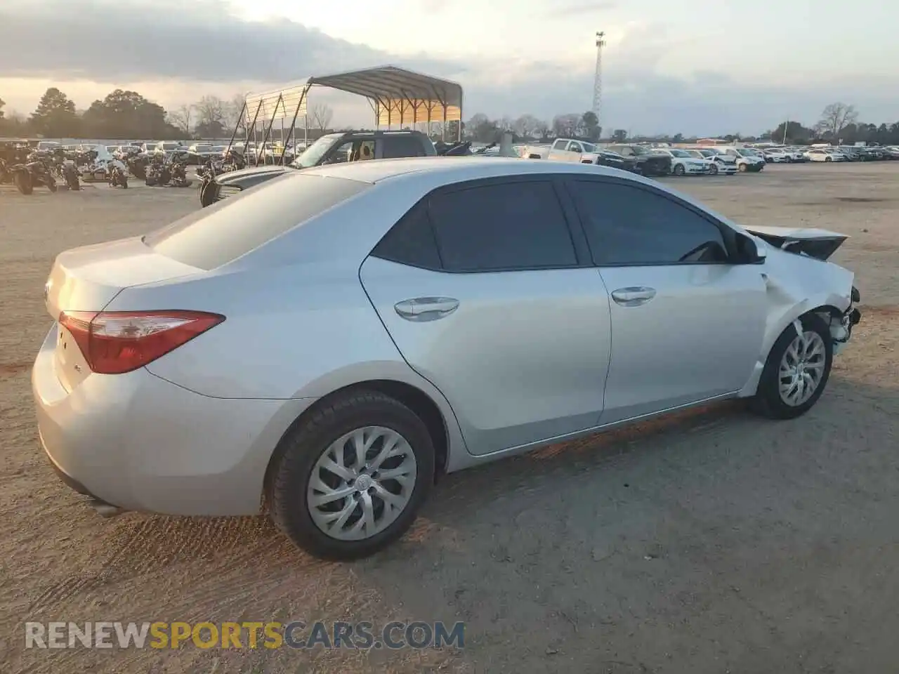 3 Photograph of a damaged car 2T1BURHE2KC203935 TOYOTA COROLLA 2019