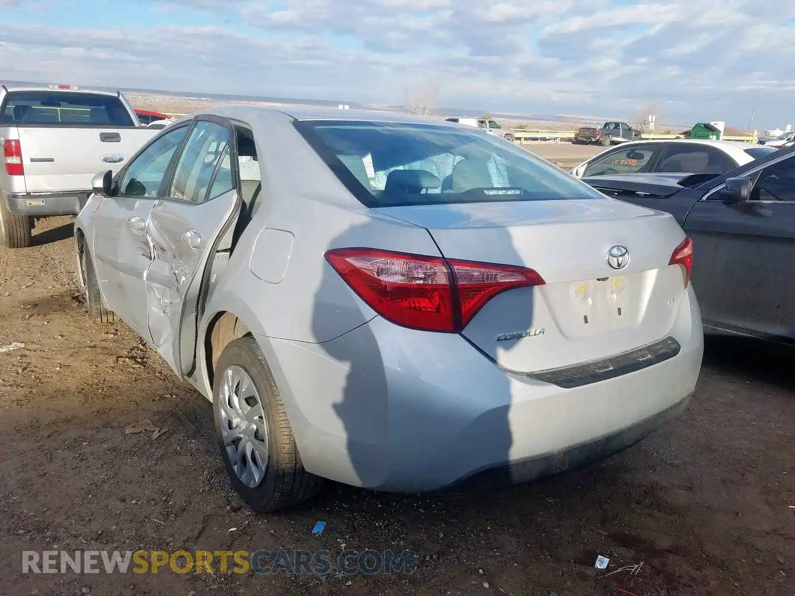 3 Photograph of a damaged car 2T1BURHE2KC204339 TOYOTA COROLLA 2019