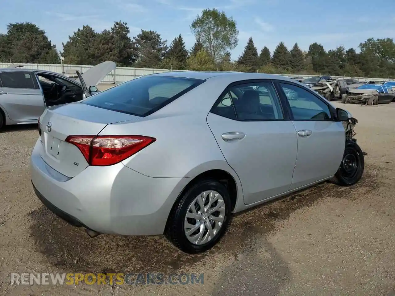 3 Photograph of a damaged car 2T1BURHE2KC205166 TOYOTA COROLLA 2019