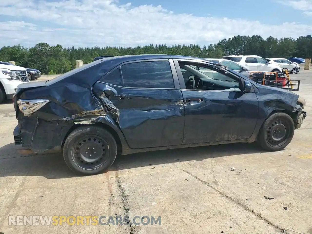 3 Photograph of a damaged car 2T1BURHE2KC207080 TOYOTA COROLLA 2019