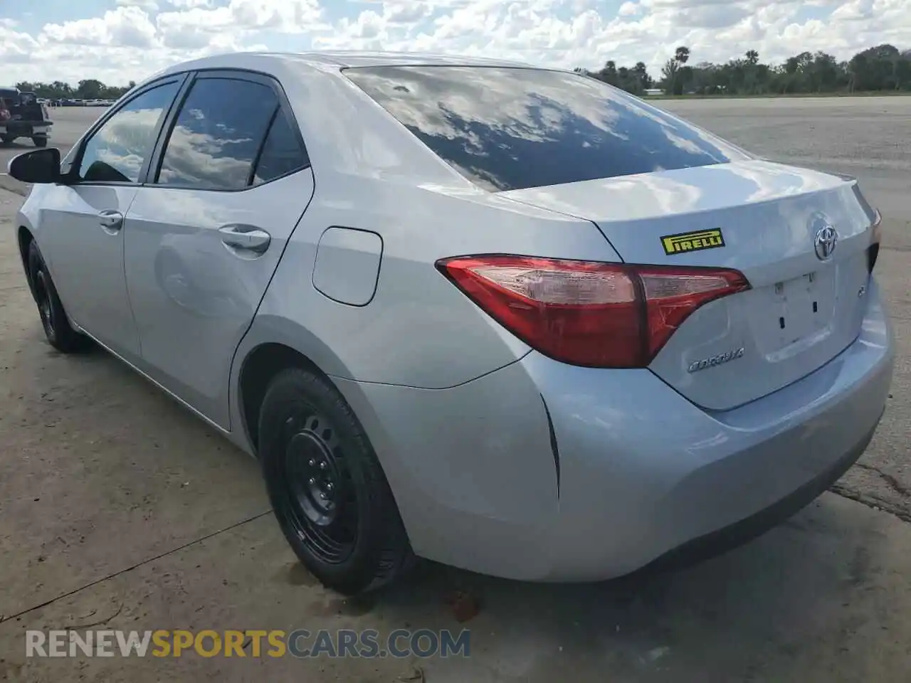 3 Photograph of a damaged car 2T1BURHE2KC208438 TOYOTA COROLLA 2019