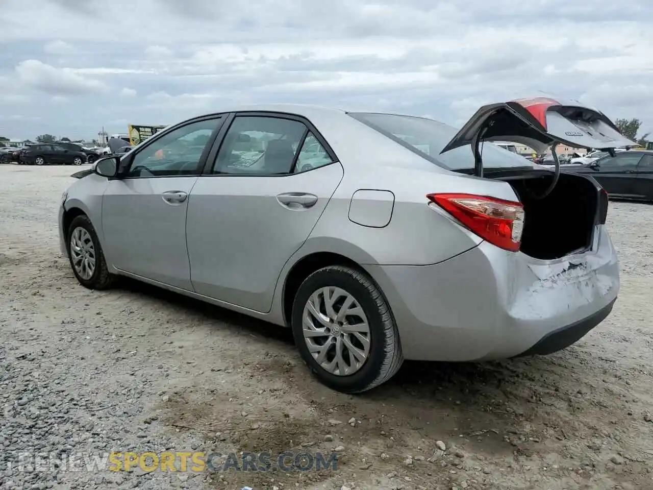 2 Photograph of a damaged car 2T1BURHE2KC209332 TOYOTA COROLLA 2019