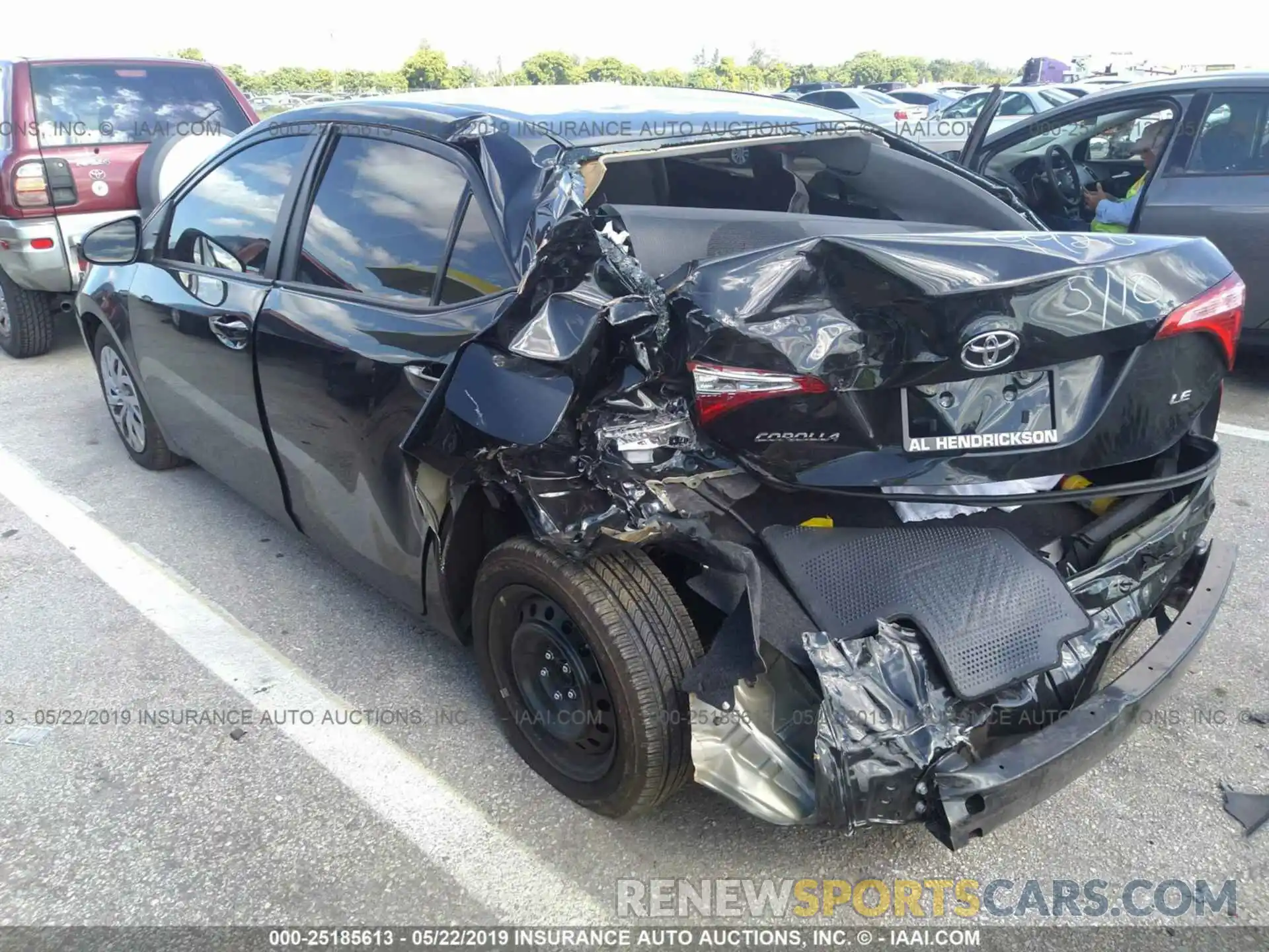 3 Photograph of a damaged car 2T1BURHE2KC209928 TOYOTA COROLLA 2019