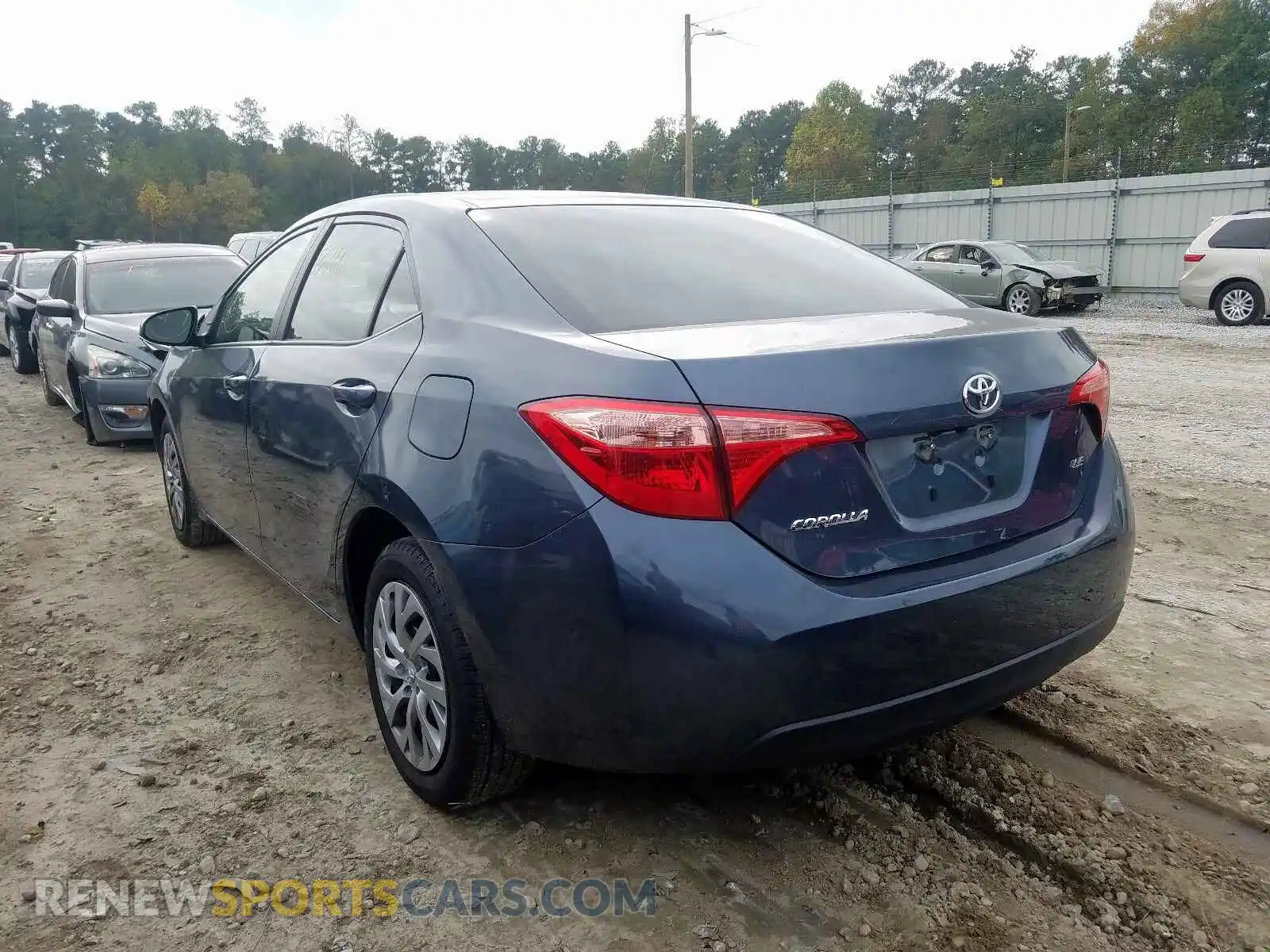 3 Photograph of a damaged car 2T1BURHE2KC217110 TOYOTA COROLLA 2019