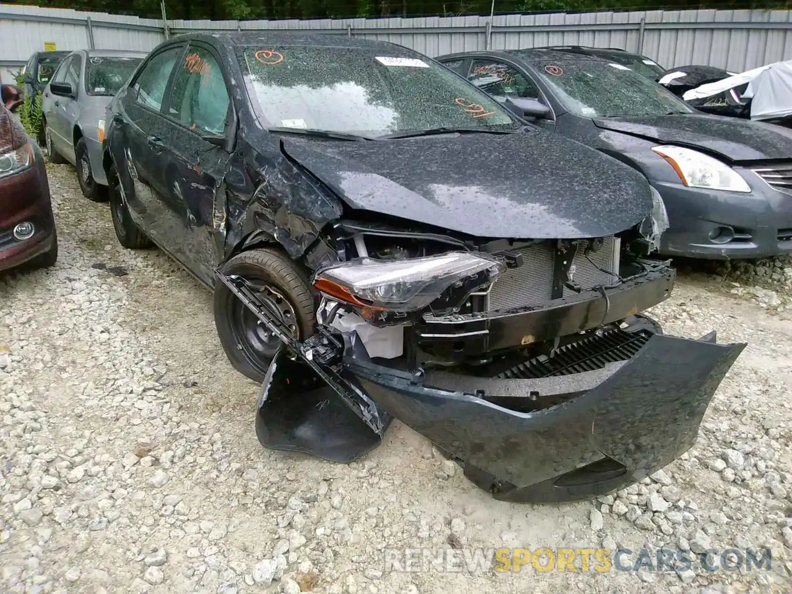 1 Photograph of a damaged car 2T1BURHE2KC218970 TOYOTA COROLLA 2019