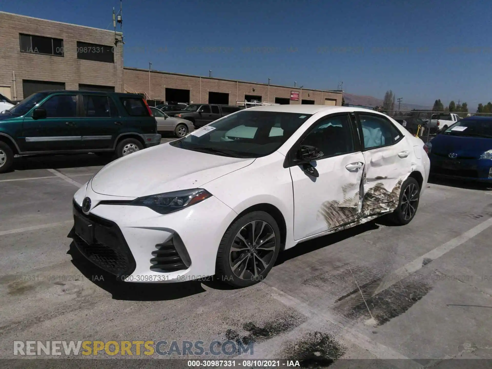 2 Photograph of a damaged car 2T1BURHE2KC221688 TOYOTA COROLLA 2019