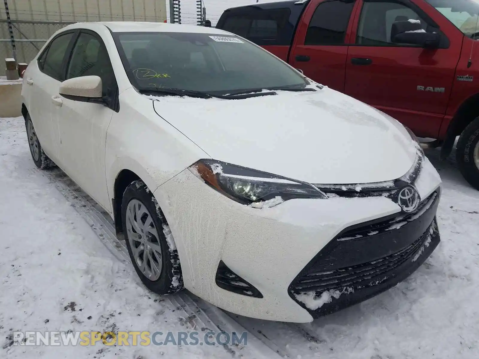 1 Photograph of a damaged car 2T1BURHE2KC227197 TOYOTA COROLLA 2019