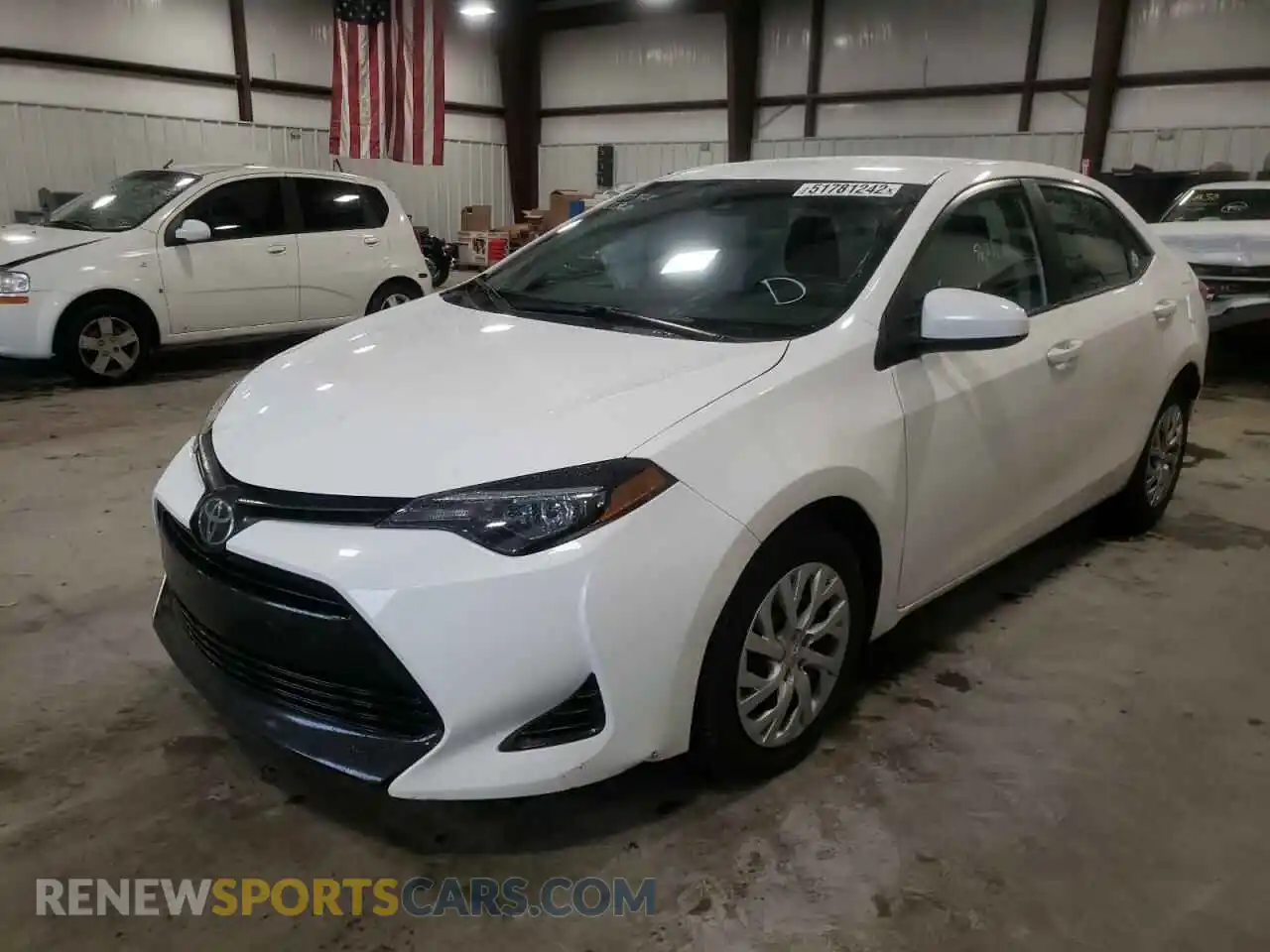 2 Photograph of a damaged car 2T1BURHE2KC236286 TOYOTA COROLLA 2019