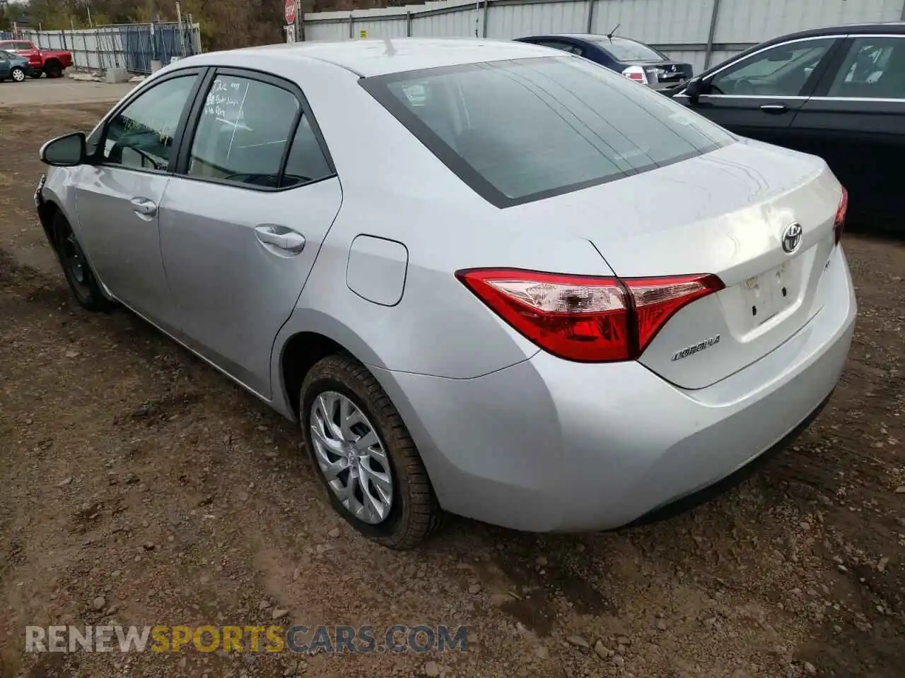 3 fotografías del automóvil dañado 2T1BURHE2KC239236 TOYOTA COROLLA 2019