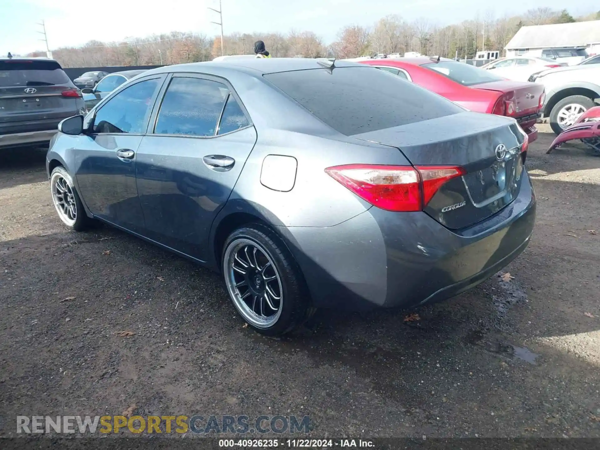 3 Photograph of a damaged car 2T1BURHE2KC240726 TOYOTA COROLLA 2019