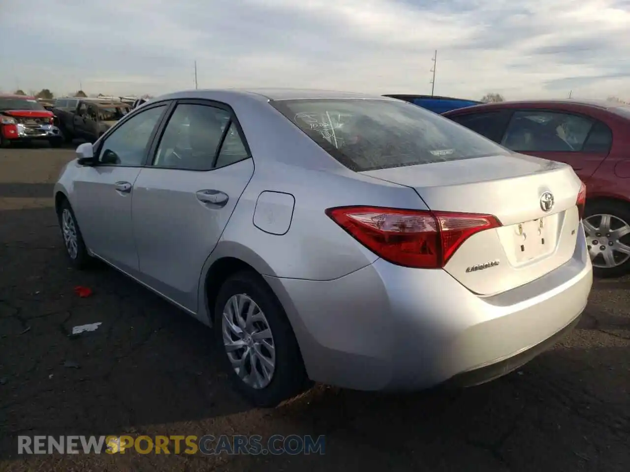 3 Photograph of a damaged car 2T1BURHE2KC242721 TOYOTA COROLLA 2019