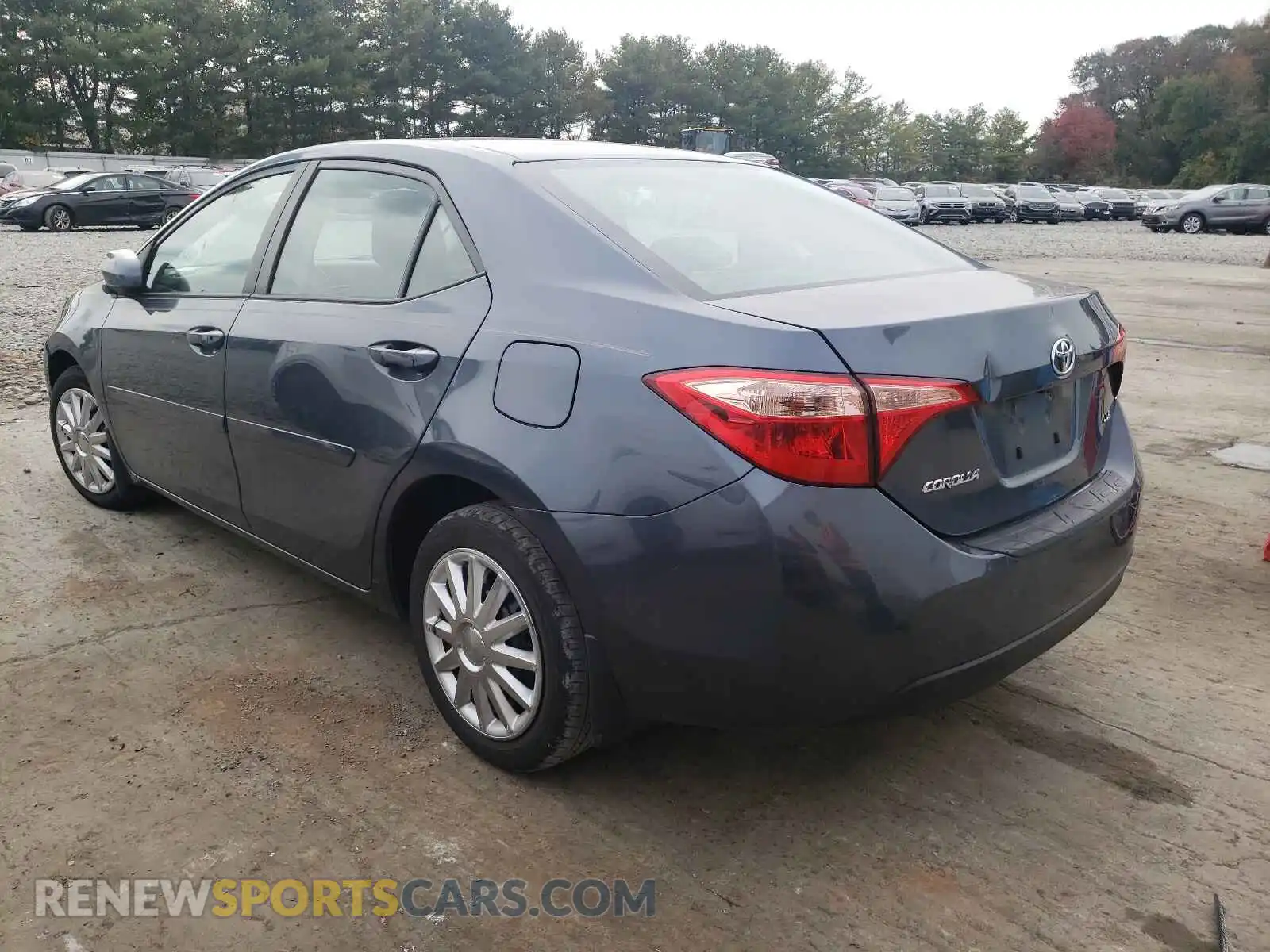 3 Photograph of a damaged car 2T1BURHE3KC127884 TOYOTA COROLLA 2019