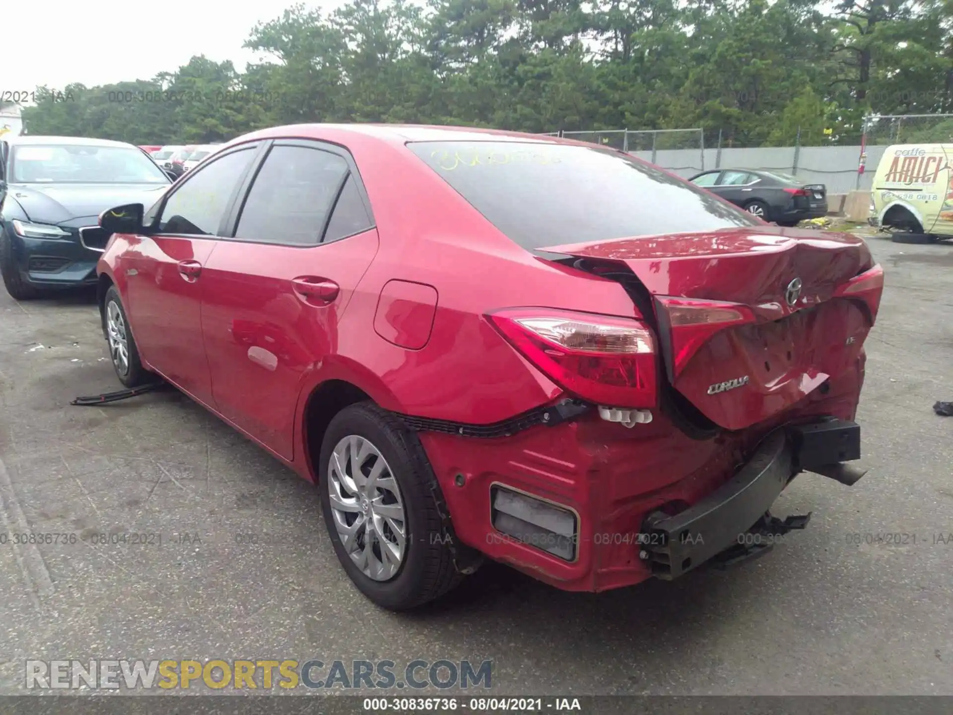 3 Фотография поврежденного автомобиля 2T1BURHE3KC141669 TOYOTA COROLLA 2019