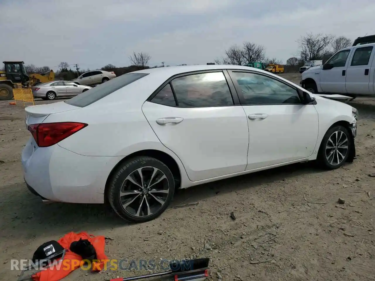 3 Photograph of a damaged car 2T1BURHE3KC144667 TOYOTA COROLLA 2019