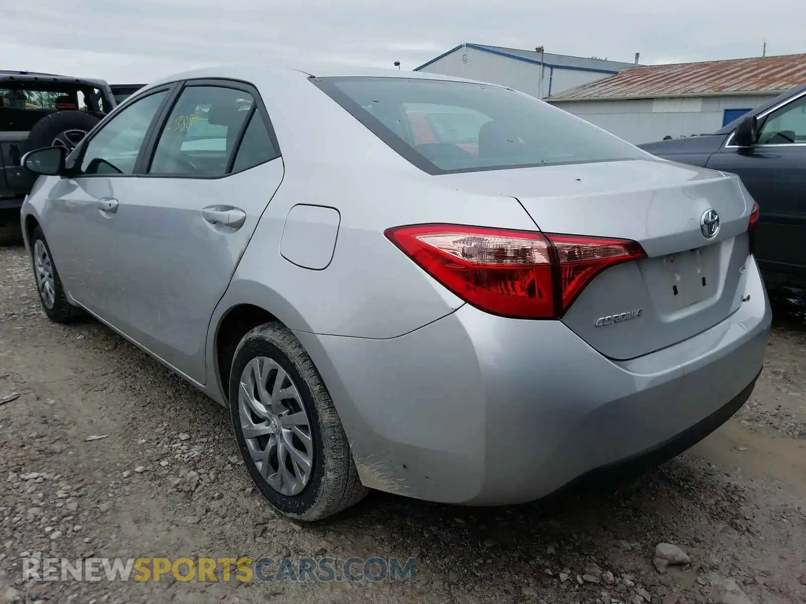 3 Photograph of a damaged car 2T1BURHE3KC160884 TOYOTA COROLLA 2019