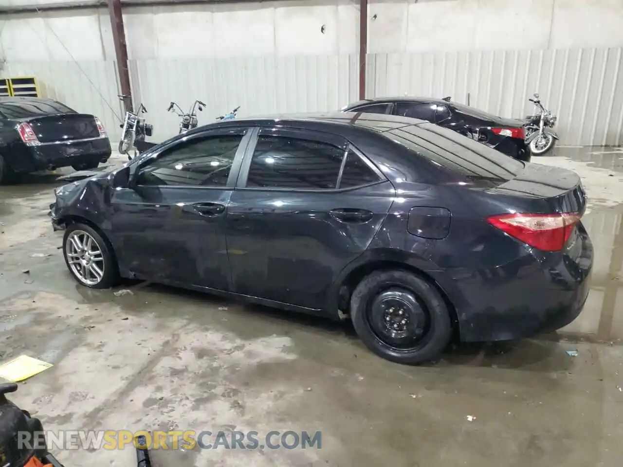 2 Photograph of a damaged car 2T1BURHE3KC175983 TOYOTA COROLLA 2019