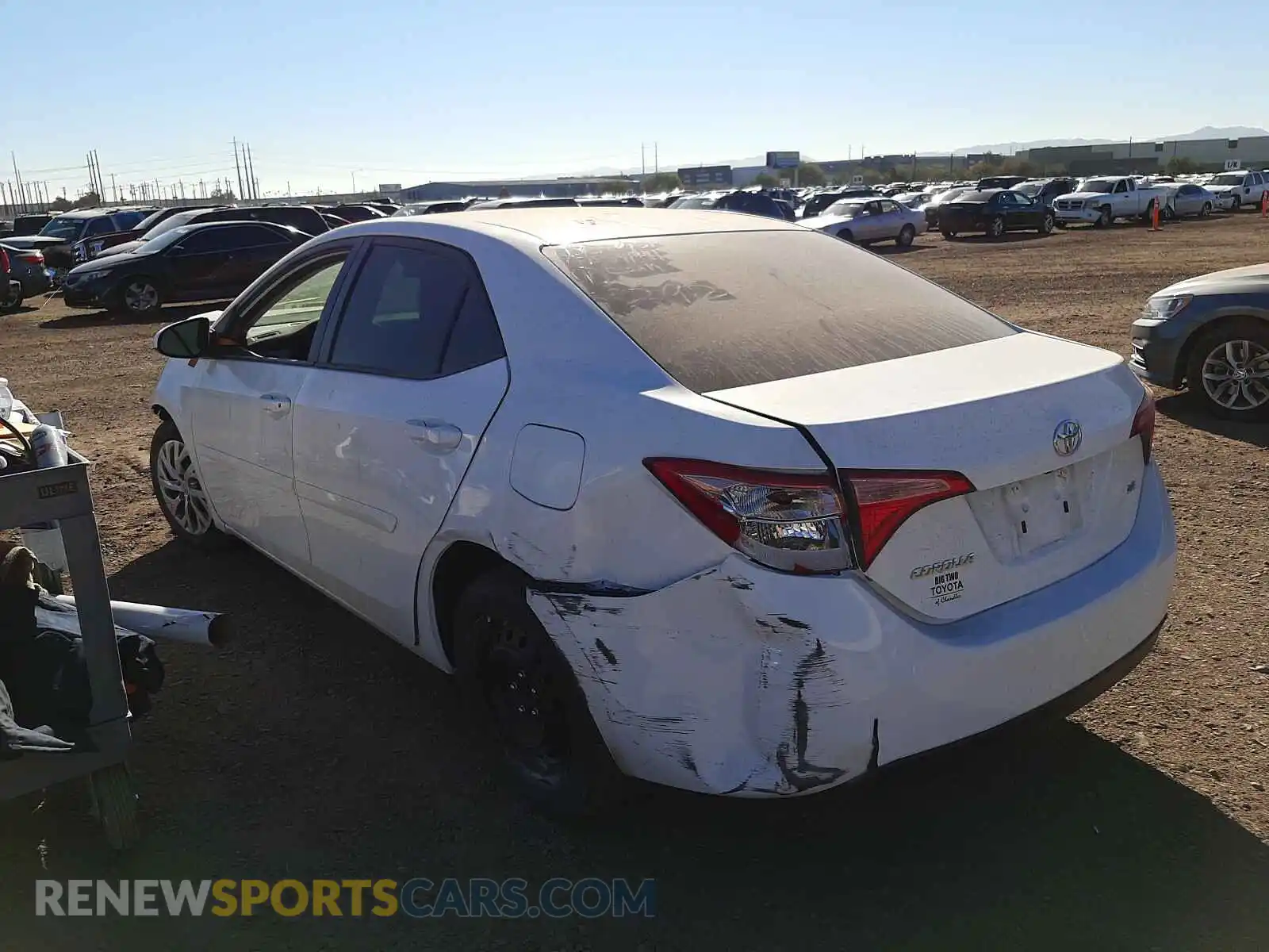 3 Photograph of a damaged car 2T1BURHE3KC177152 TOYOTA COROLLA 2019