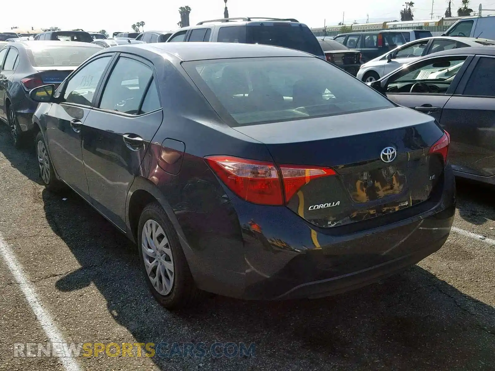 3 Photograph of a damaged car 2T1BURHE3KC178074 TOYOTA COROLLA 2019