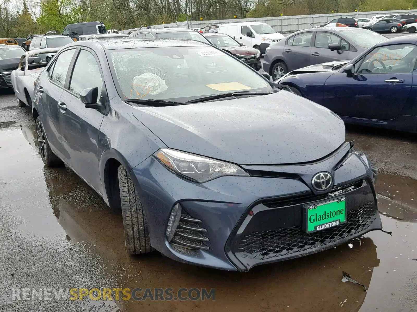 1 Photograph of a damaged car 2T1BURHE3KC184988 TOYOTA COROLLA 2019