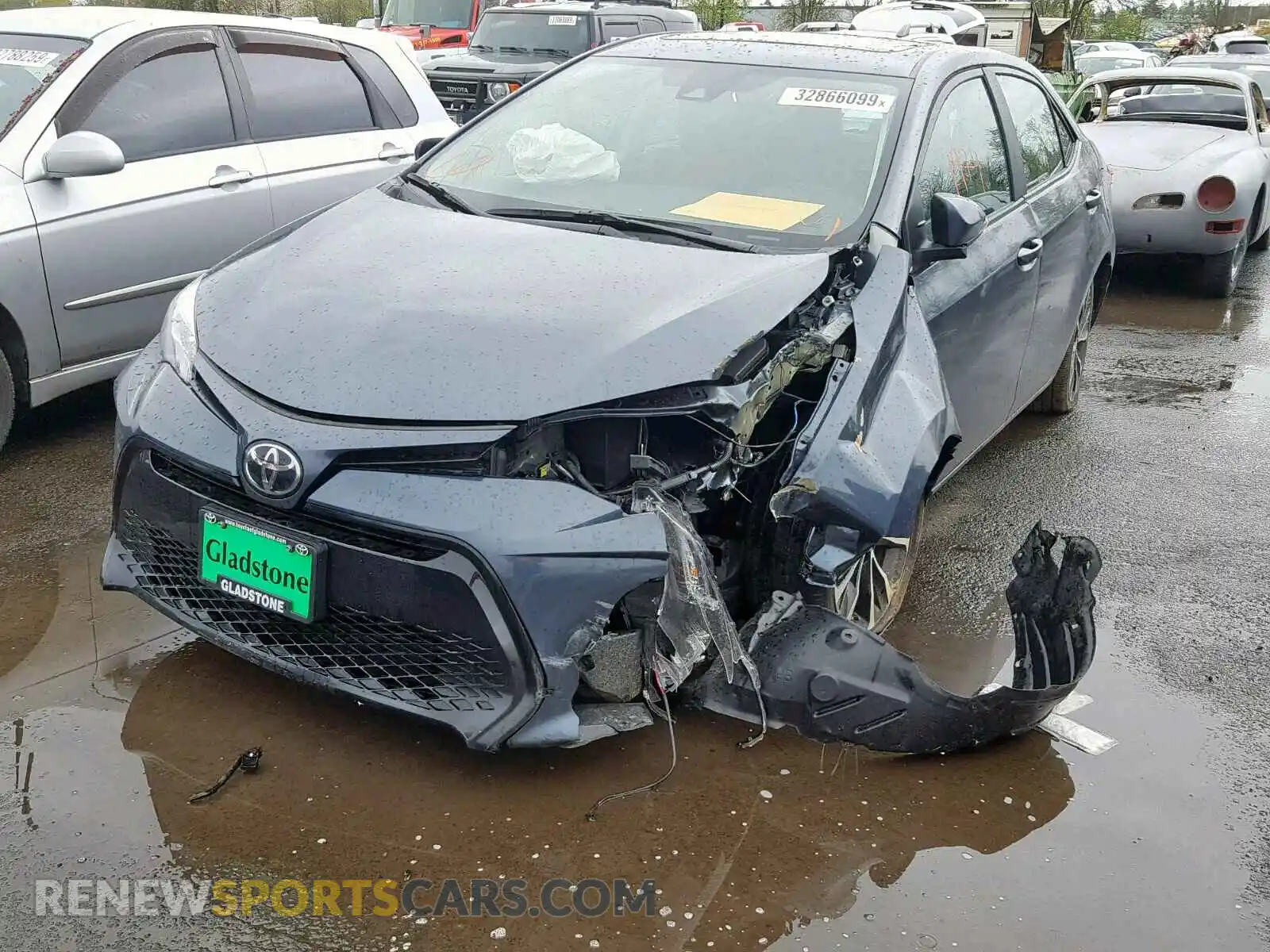 2 Photograph of a damaged car 2T1BURHE3KC184988 TOYOTA COROLLA 2019