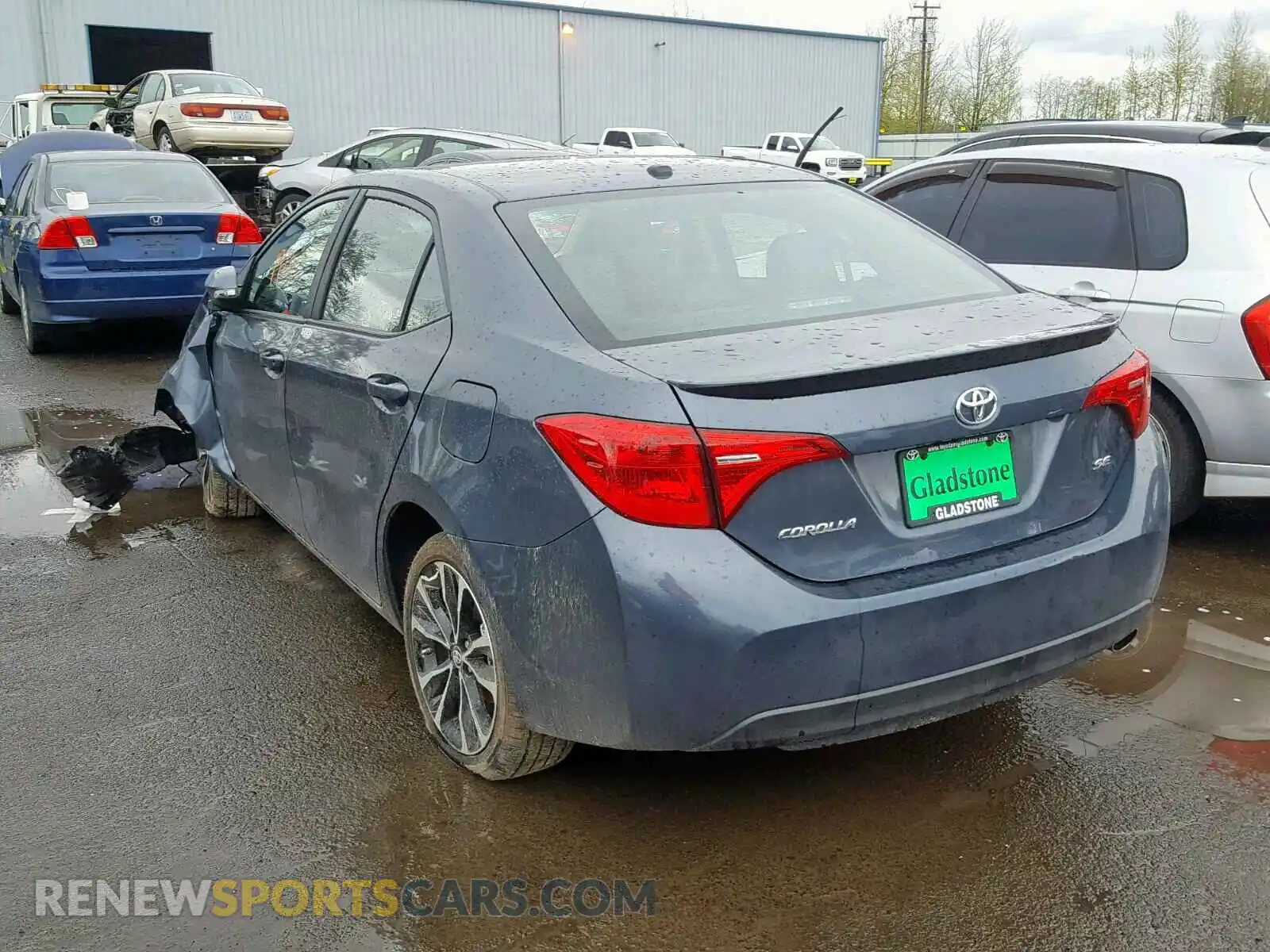 3 Photograph of a damaged car 2T1BURHE3KC184988 TOYOTA COROLLA 2019