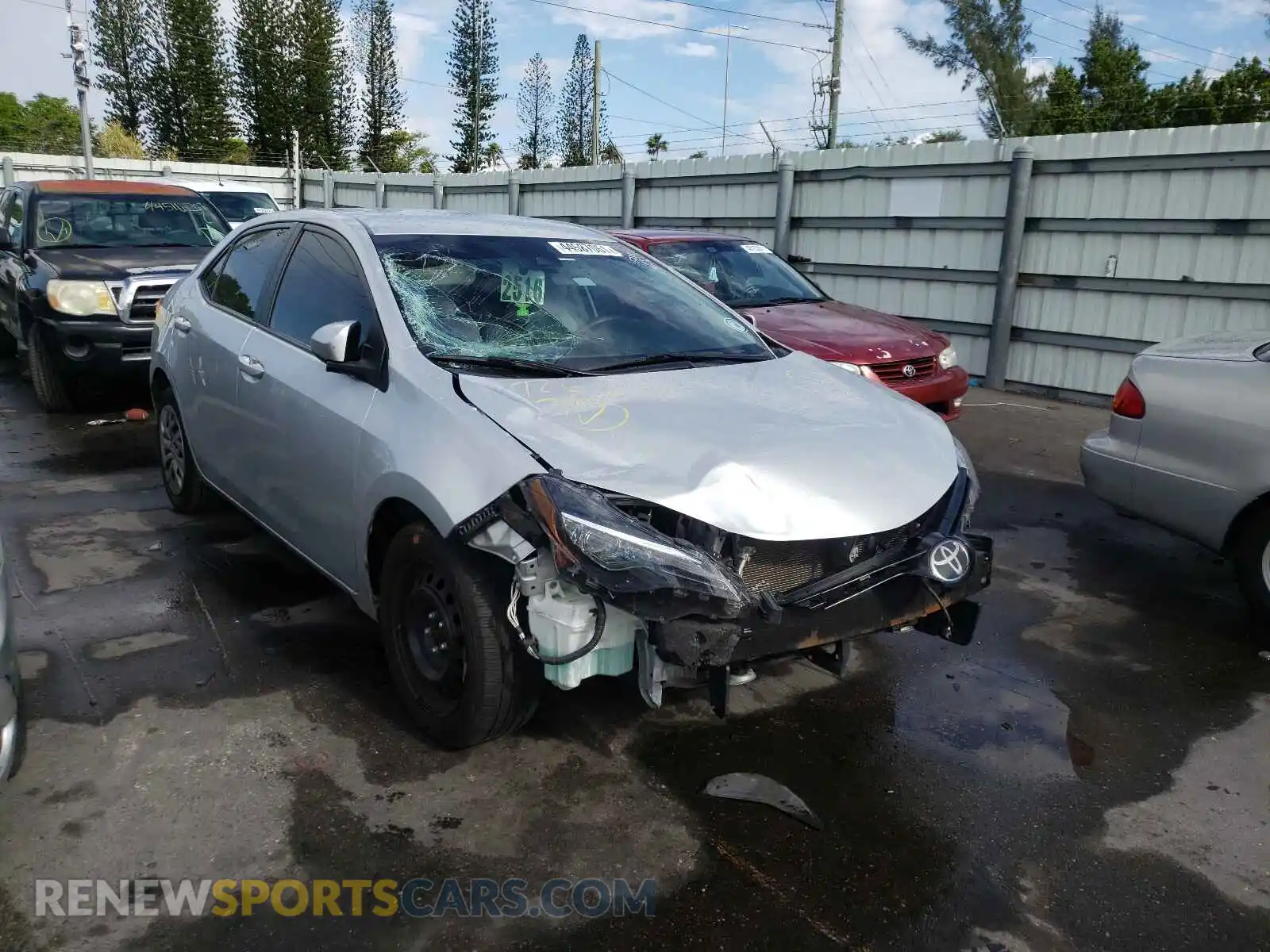 1 Photograph of a damaged car 2T1BURHE3KC185235 TOYOTA COROLLA 2019