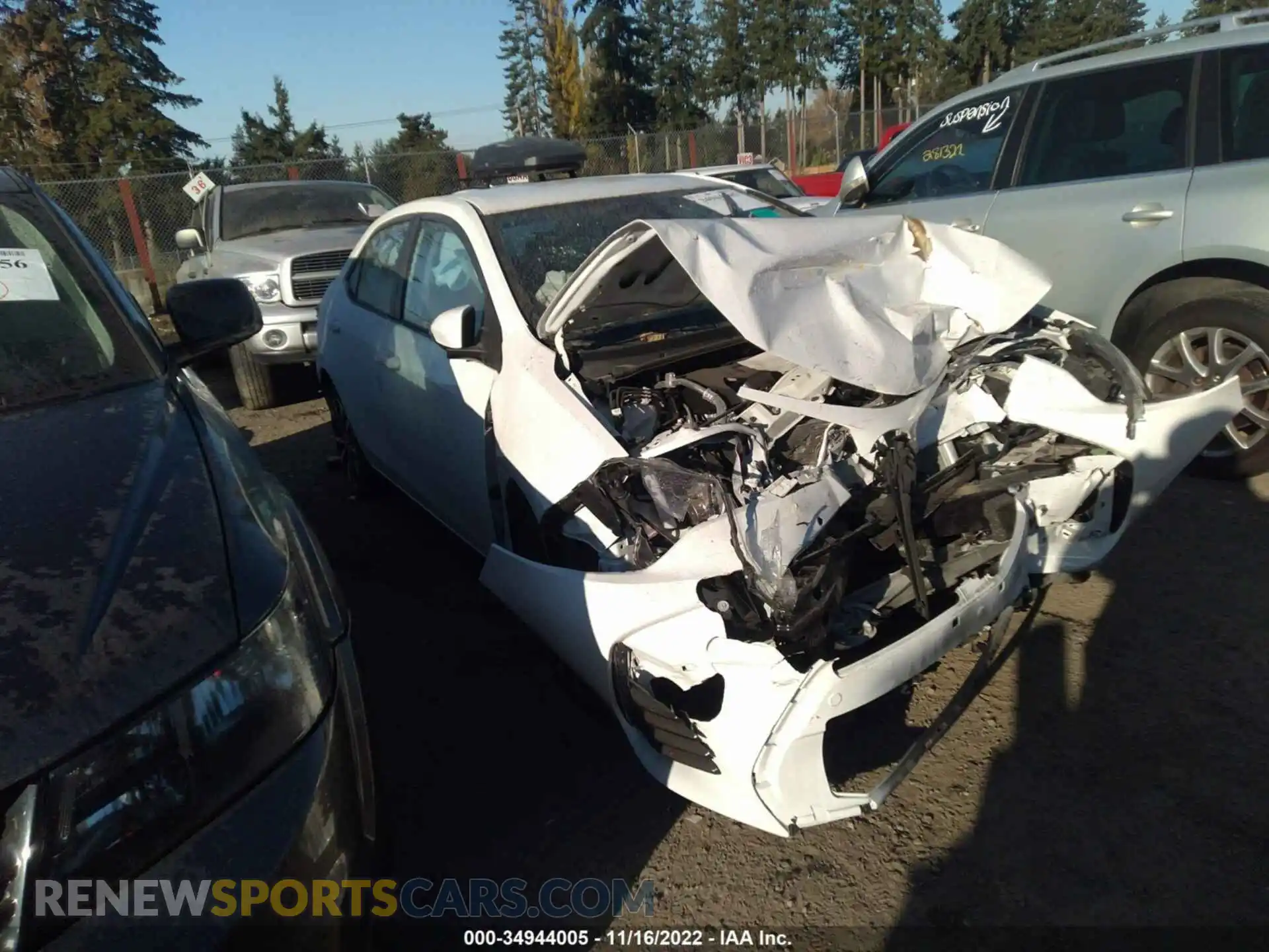 1 Photograph of a damaged car 2T1BURHE3KC192329 TOYOTA COROLLA 2019
