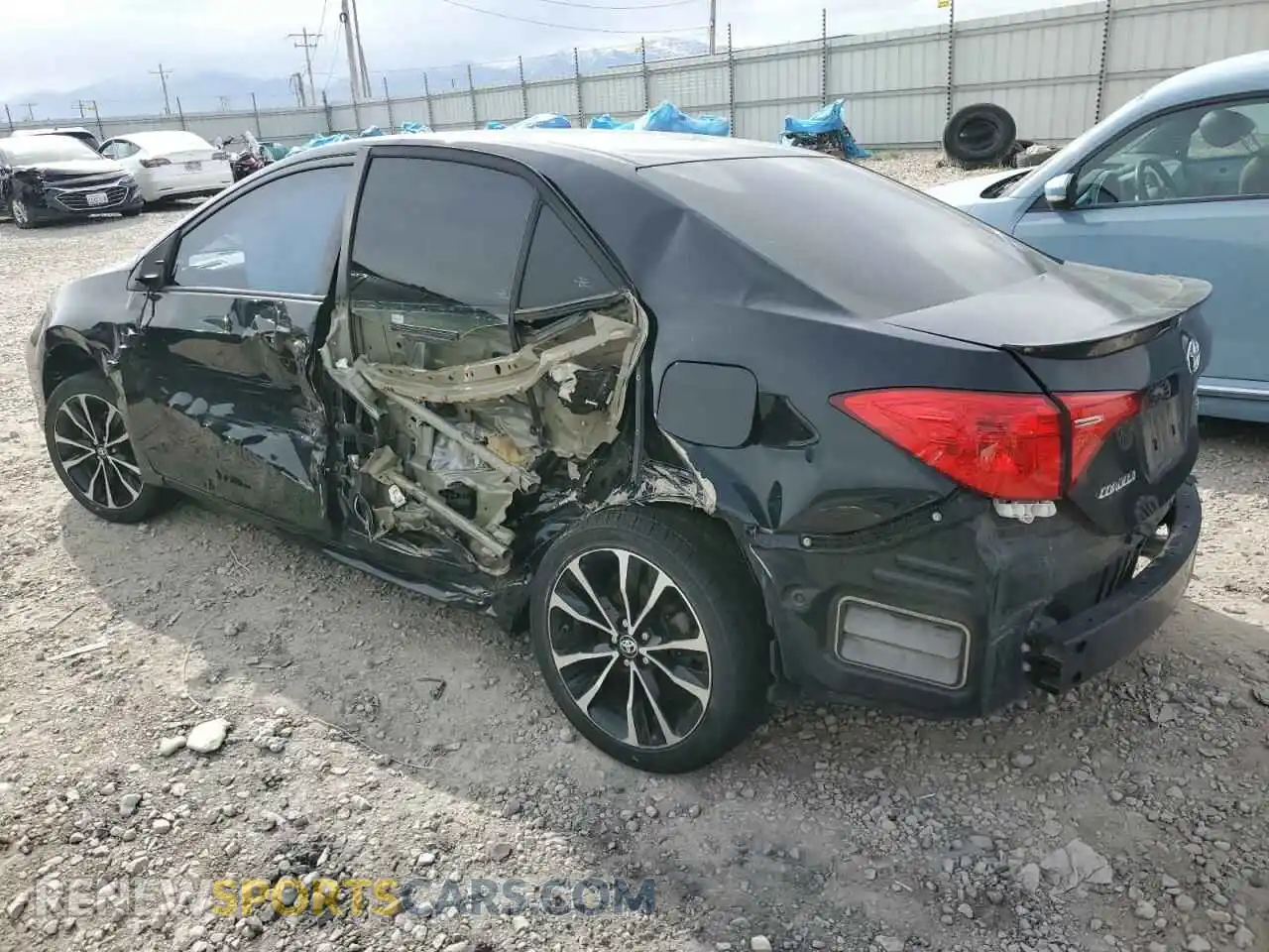 2 Photograph of a damaged car 2T1BURHE3KC207847 TOYOTA COROLLA 2019