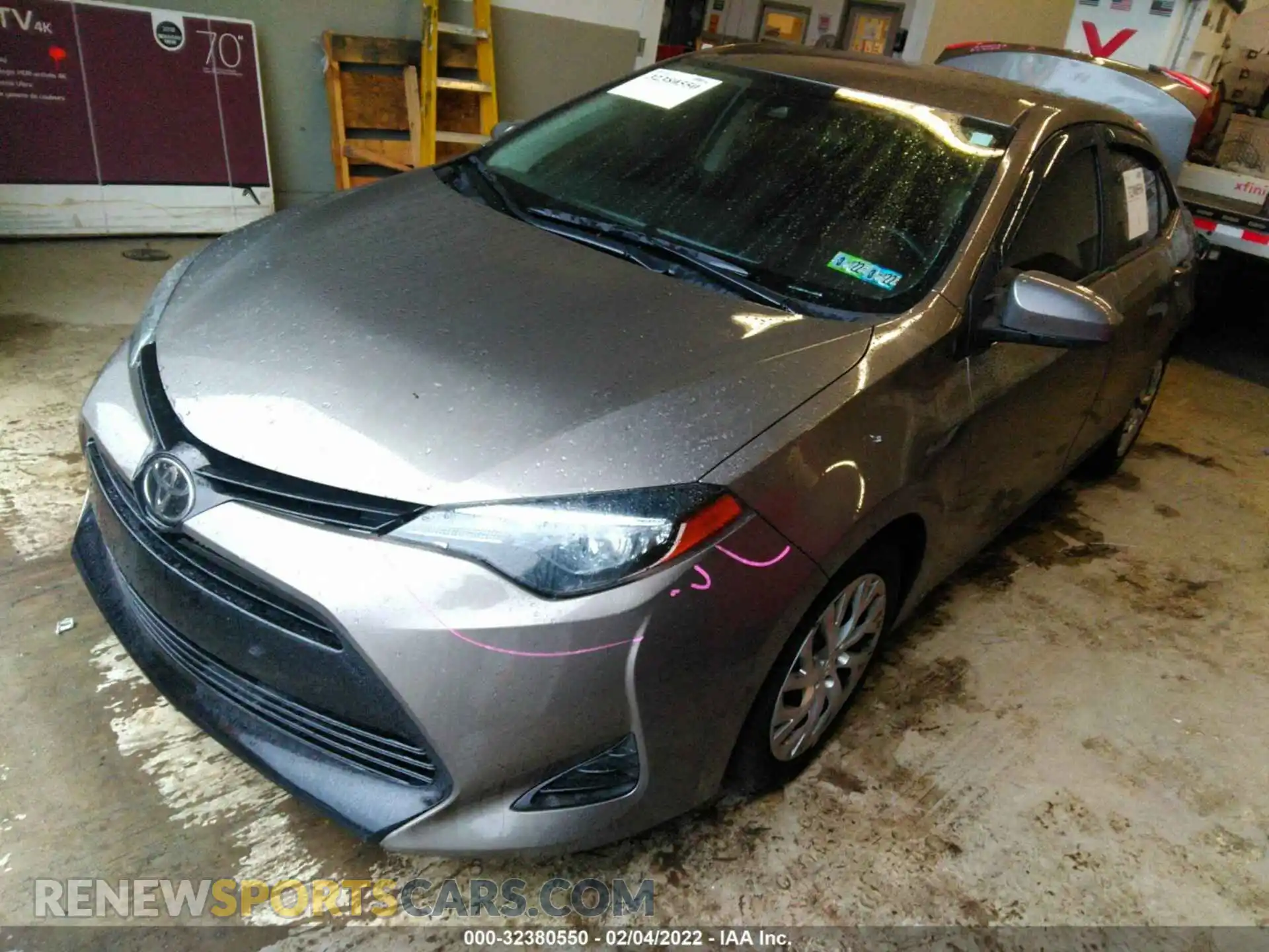 2 Photograph of a damaged car 2T1BURHE3KC243585 TOYOTA COROLLA 2019