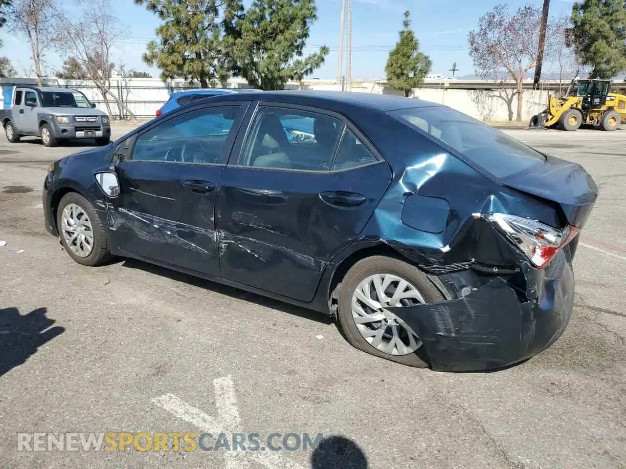 2 fotografías del automóvil dañado 2T1BURHE4KC126565 TOYOTA COROLLA 2019