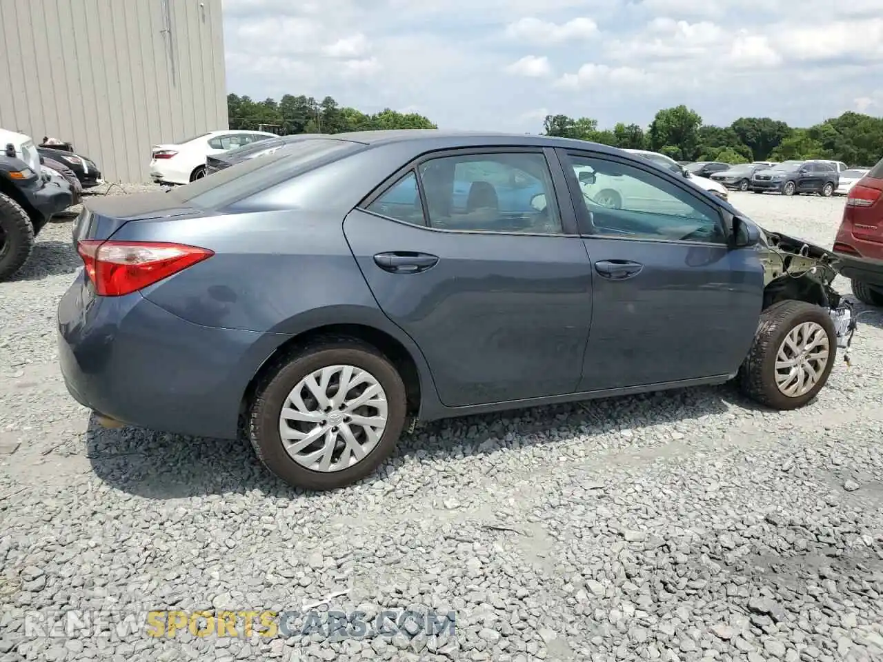 3 Photograph of a damaged car 2T1BURHE4KC127344 TOYOTA COROLLA 2019