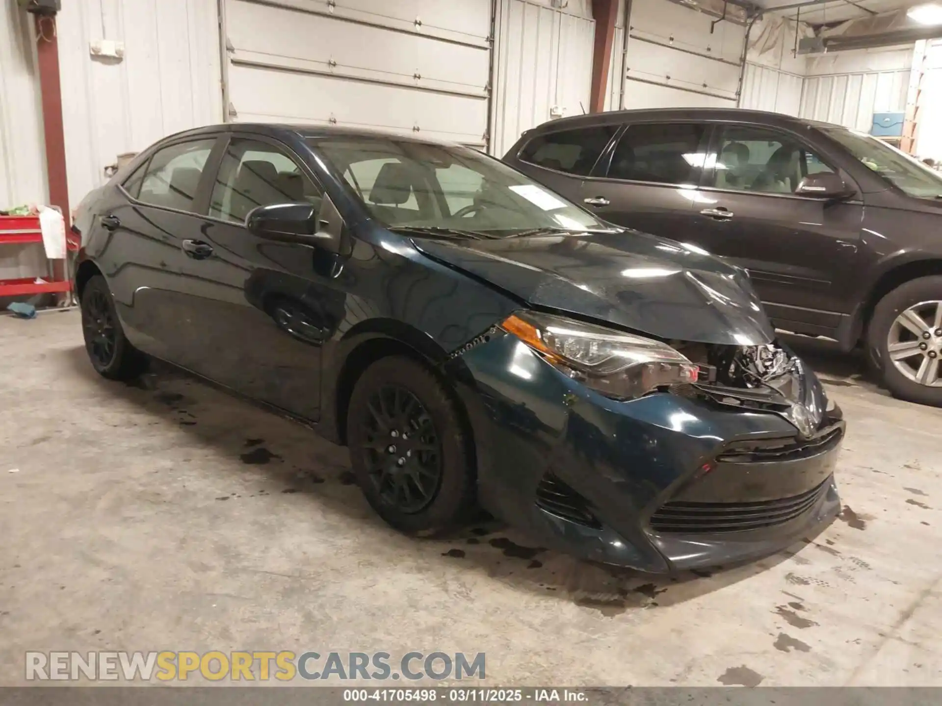 1 Photograph of a damaged car 2T1BURHE4KC129627 TOYOTA COROLLA 2019