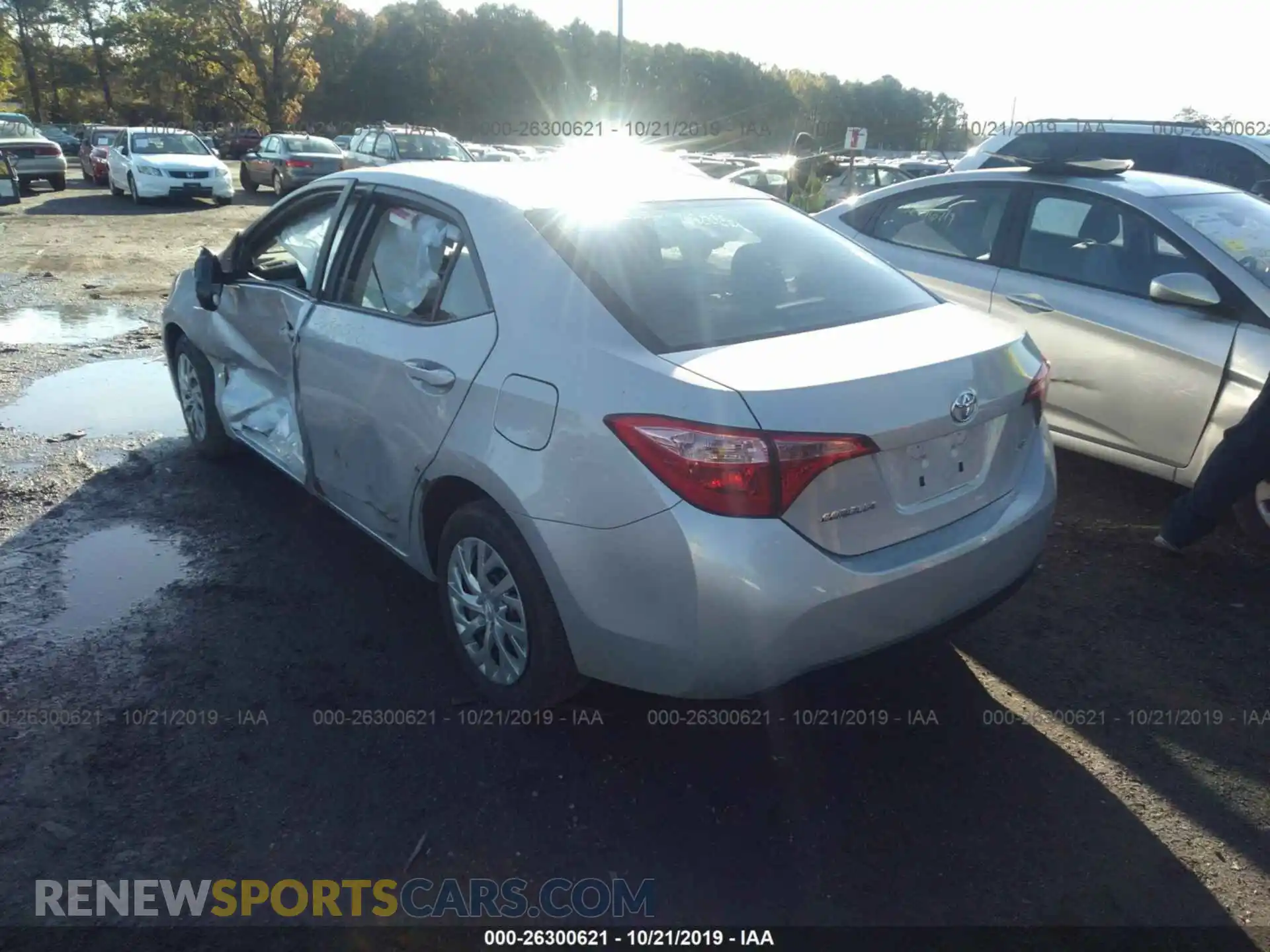 3 Photograph of a damaged car 2T1BURHE4KC136836 TOYOTA COROLLA 2019