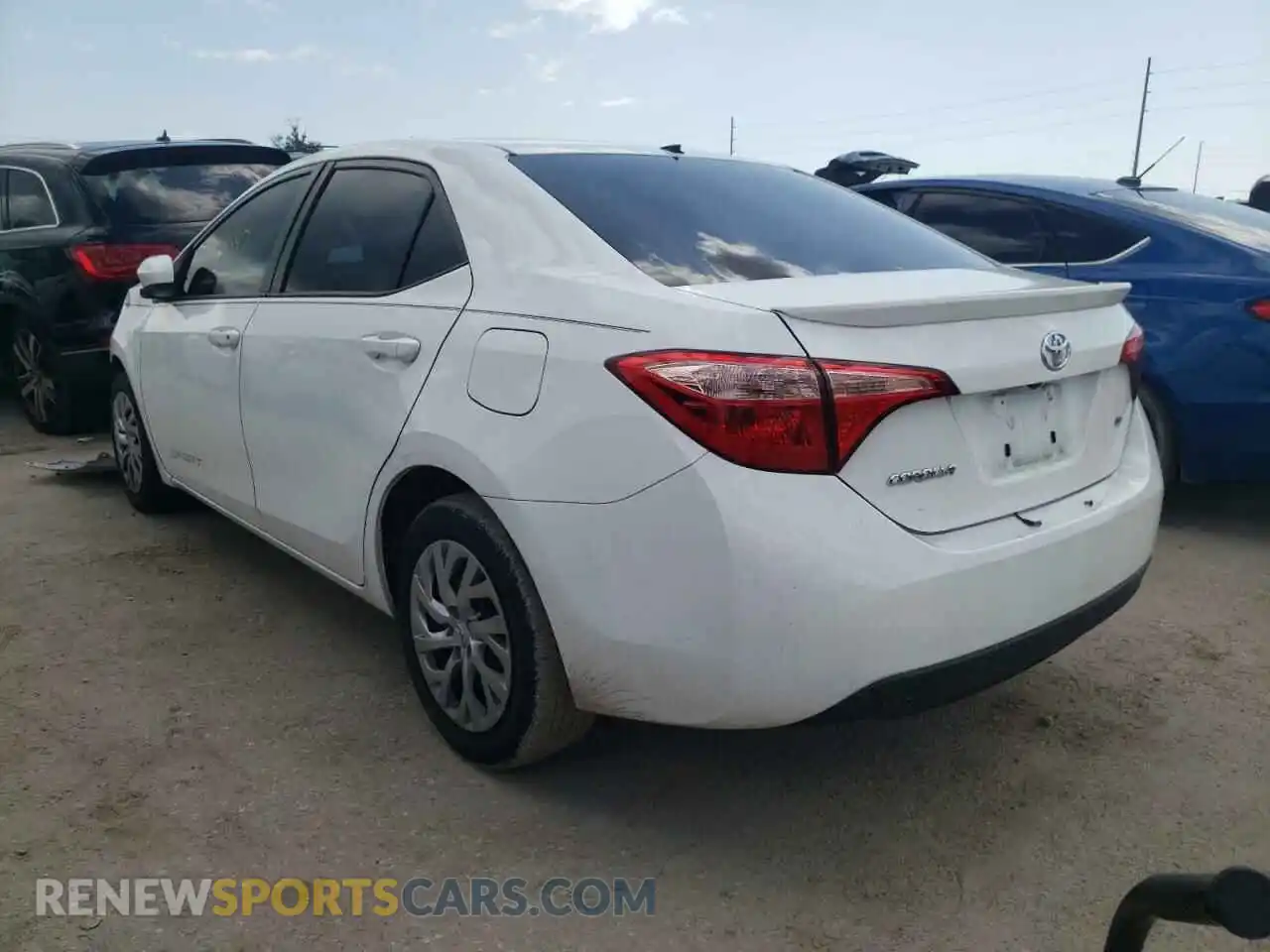 3 Photograph of a damaged car 2T1BURHE4KC142992 TOYOTA COROLLA 2019
