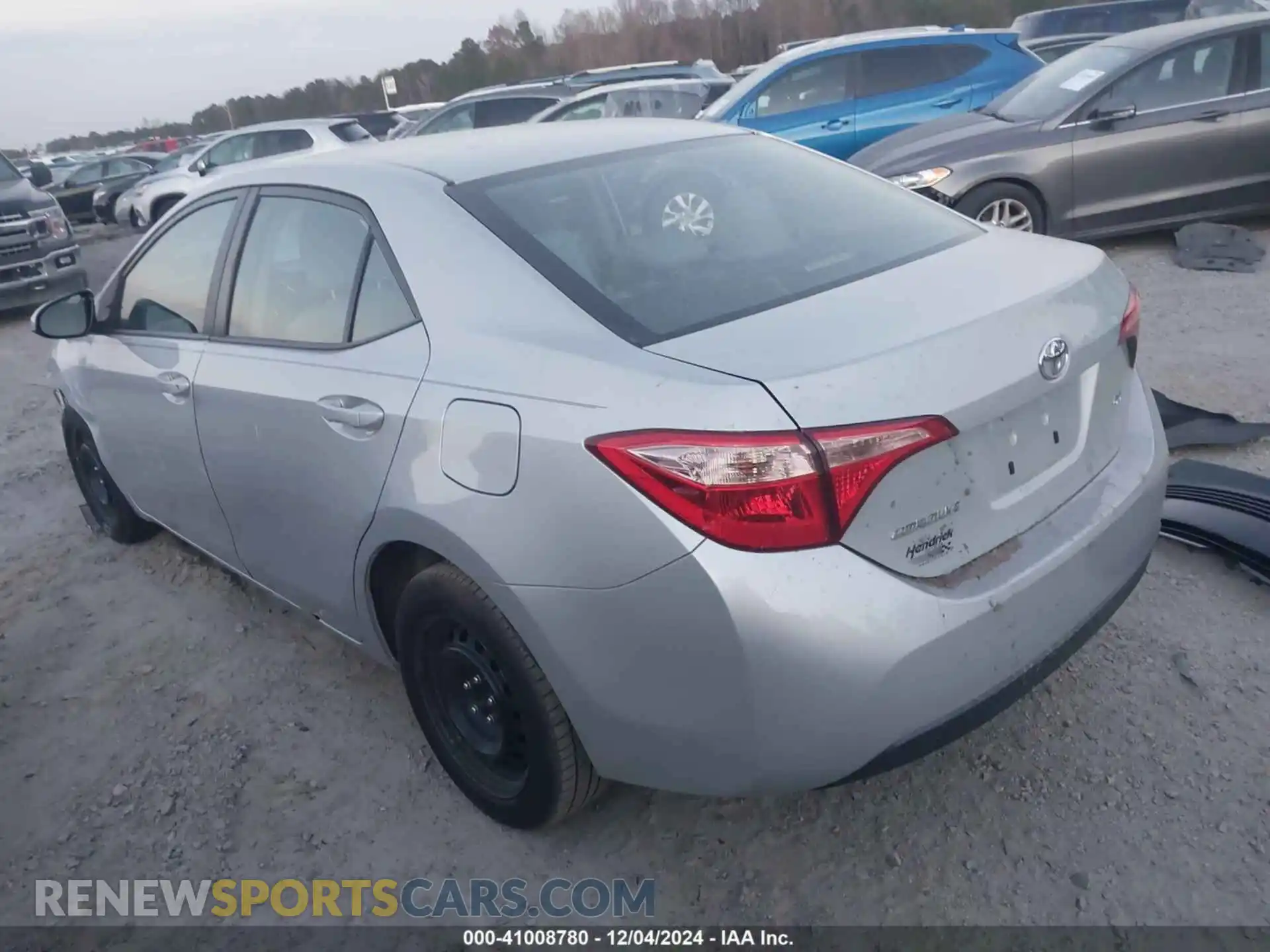 3 Photograph of a damaged car 2T1BURHE4KC143964 TOYOTA COROLLA 2019