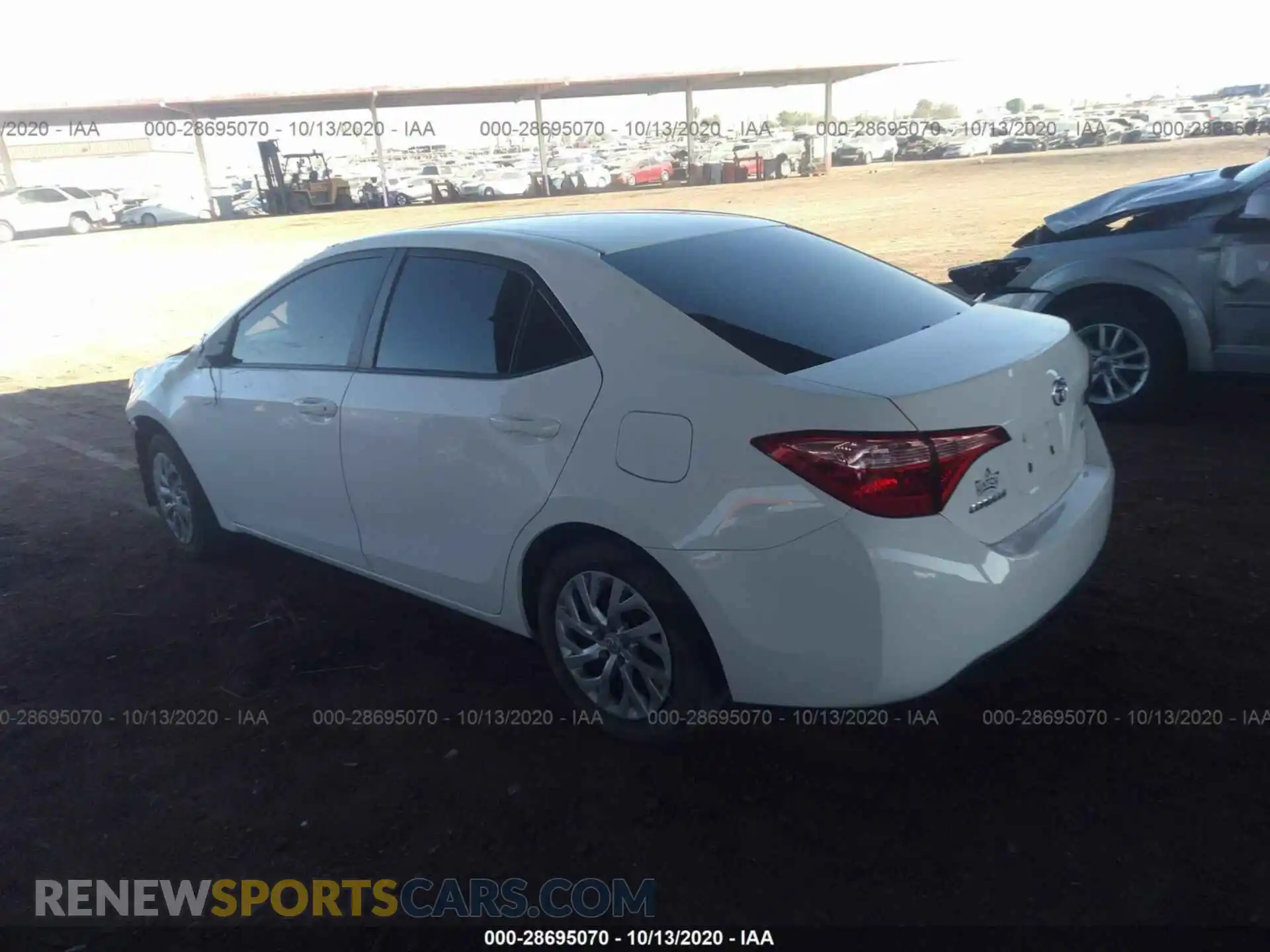 3 Photograph of a damaged car 2T1BURHE4KC144225 TOYOTA COROLLA 2019