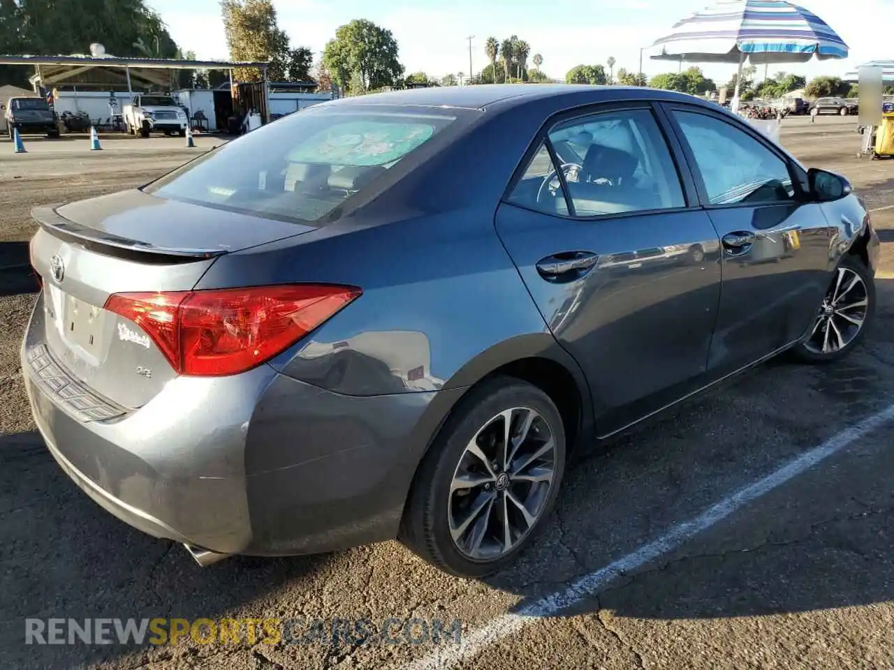3 Photograph of a damaged car 2T1BURHE4KC145911 TOYOTA COROLLA 2019