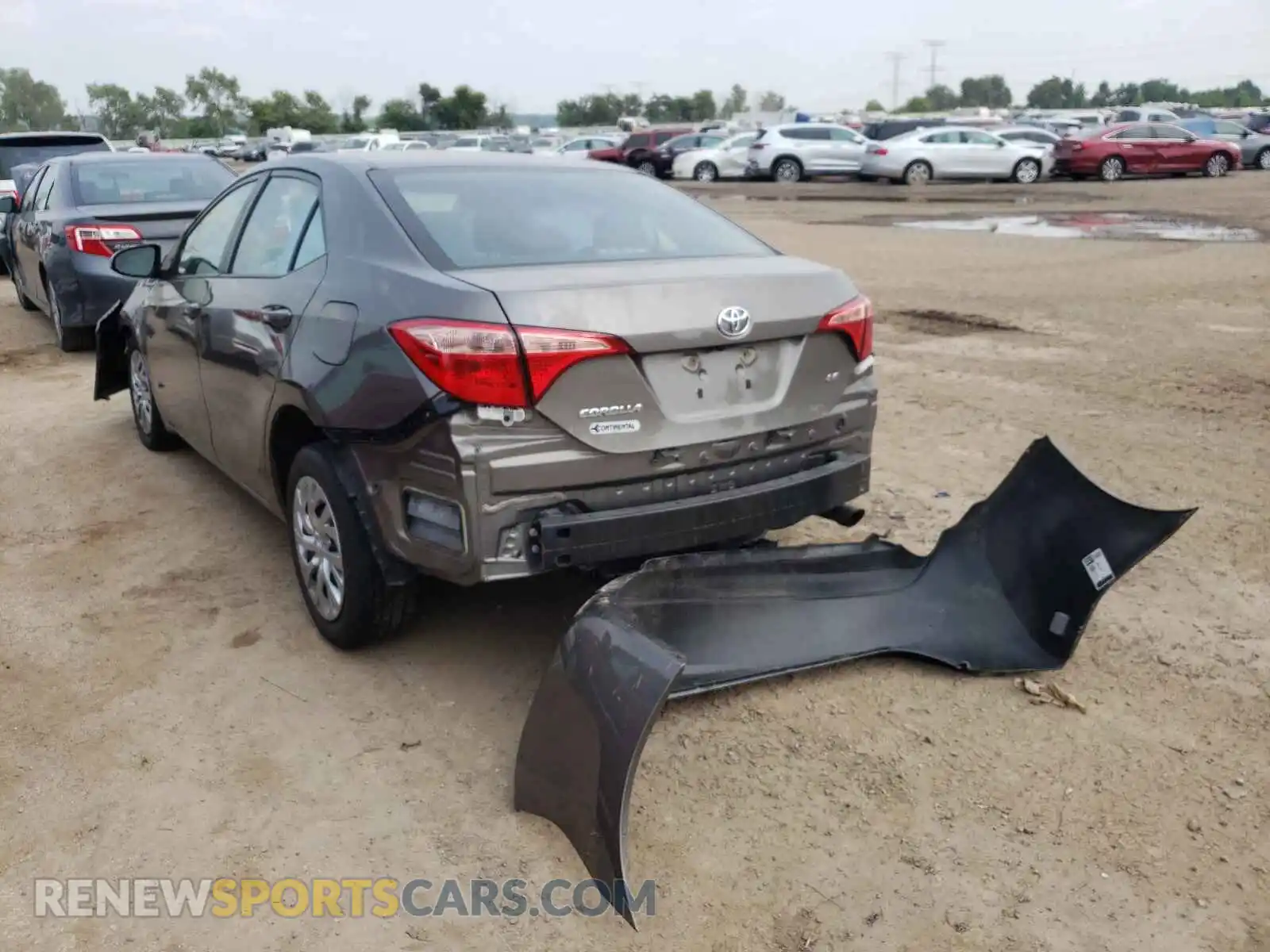 3 Photograph of a damaged car 2T1BURHE4KC146928 TOYOTA COROLLA 2019