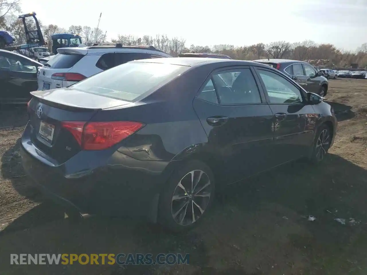 3 Photograph of a damaged car 2T1BURHE4KC147268 TOYOTA COROLLA 2019