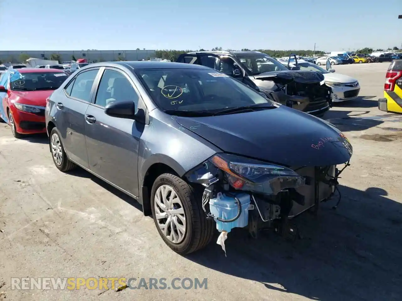 1 Photograph of a damaged car 2T1BURHE4KC157167 TOYOTA COROLLA 2019