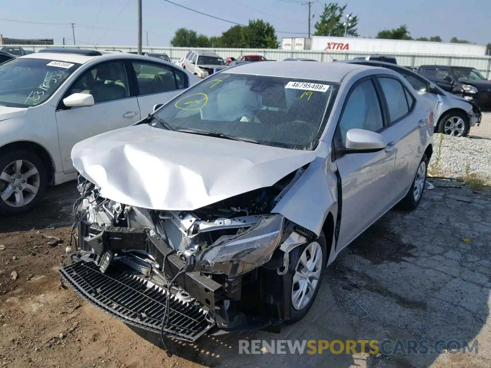 2 Photograph of a damaged car 2T1BURHE4KC161560 TOYOTA COROLLA 2019