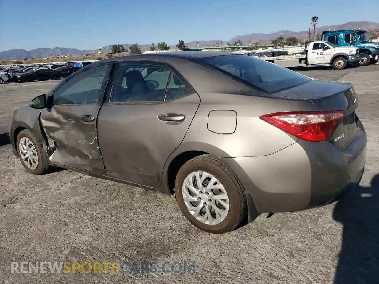 2 Photograph of a damaged car 2T1BURHE4KC173689 TOYOTA COROLLA 2019