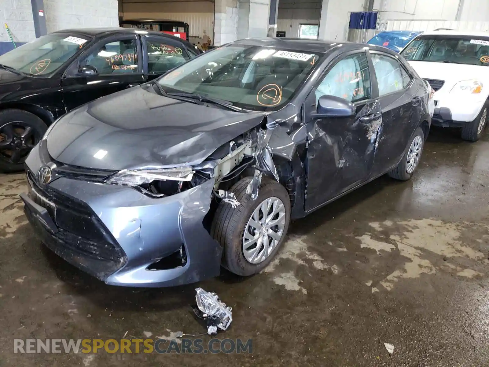 2 Photograph of a damaged car 2T1BURHE4KC173806 TOYOTA COROLLA 2019